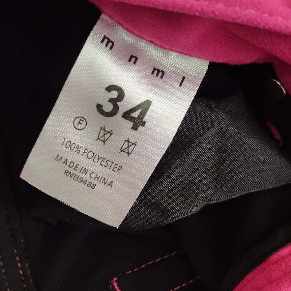 MNML Pink and Black Apparel - Picture 2 of 8